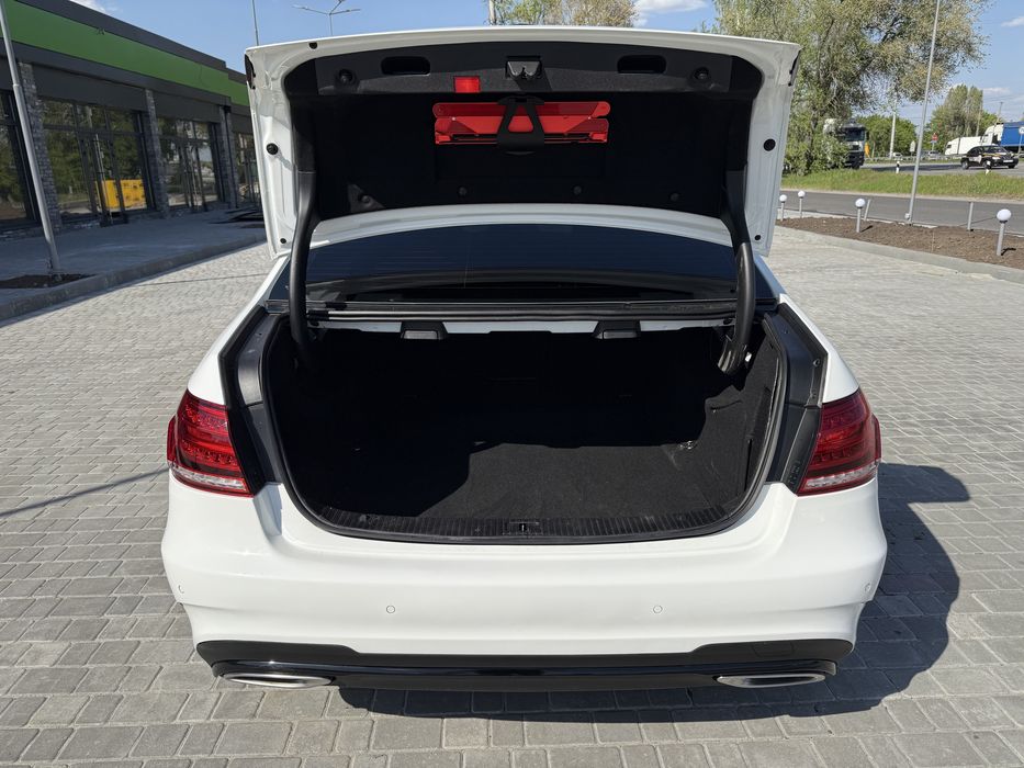 Mercedes-Benz в хорошем состояние
