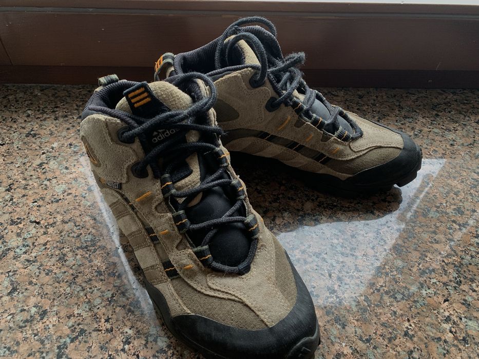 Кросівки adidas AQUA PROTECT