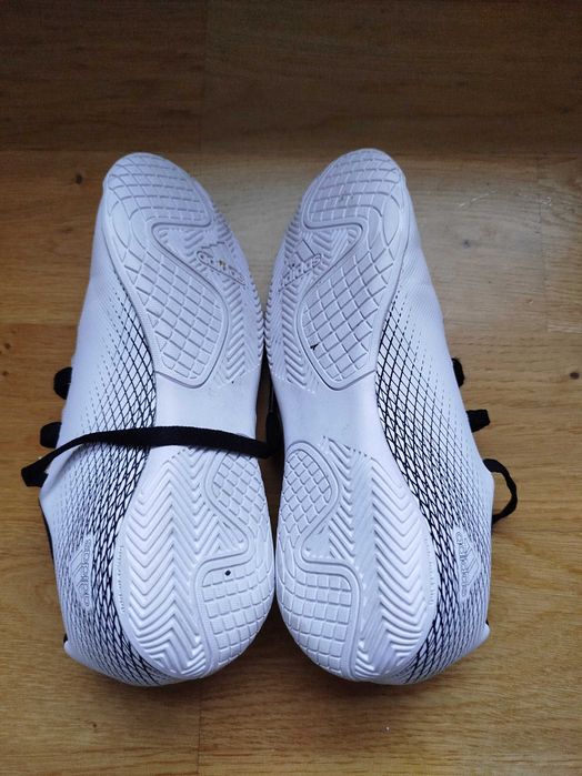 Buty do gry na hali Adidas 35