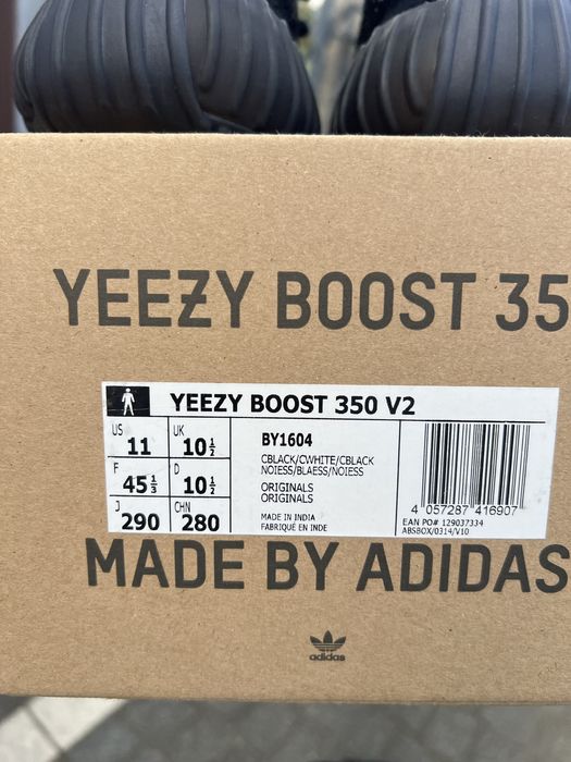 Adidas Yeezy Boost 350 V2 Oreo sneakersy niskie czarne 45 1/3