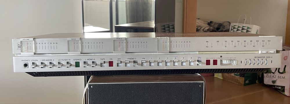 Bang & Olufsen Radio/Amplifier64584258293635120