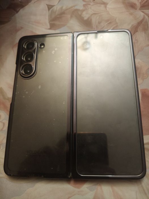 Samsung z fold 5