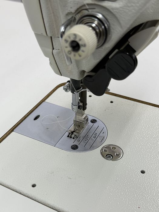 Máquina de Costura - Ponto Corrido Eletrónica BROTHER NEXIO