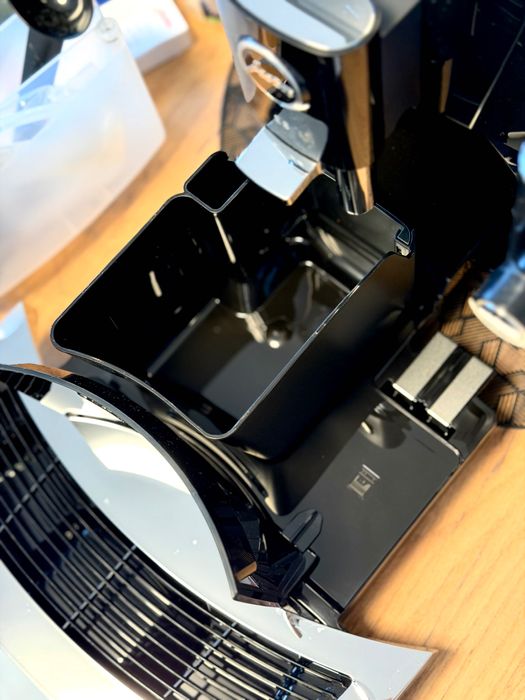 Ekspres JURA E8 Piano Black (EC) Nowy na gwarancji