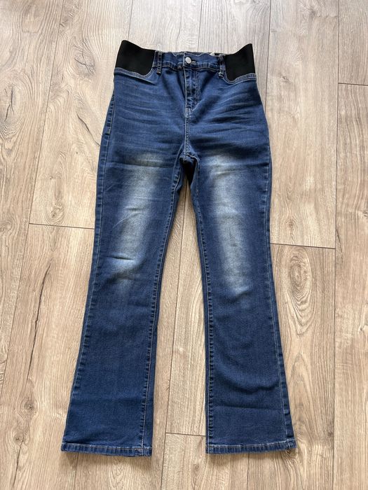 Jeansy ciążowe flare z elastycznymi wstawkami na brzuch