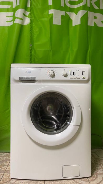 Пральна машина б/в Electrolux 6 kg 1000 об/хвил mod.EWS106210