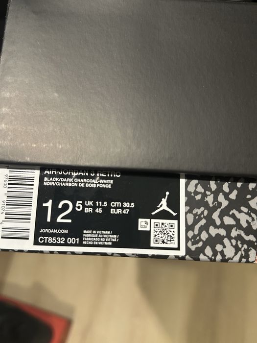 Jordan 3 retro black cat