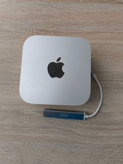 Apple mac mini M4 24GB RAM 512GB dysk + hub USB + kabel LAN i HDMI