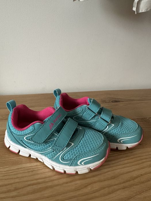 Buty dla dziewczynki