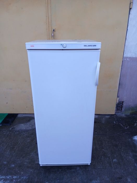 Lodówka chłodziarka flirmy AEG OKO-SANTO SUPER energooszczędna.