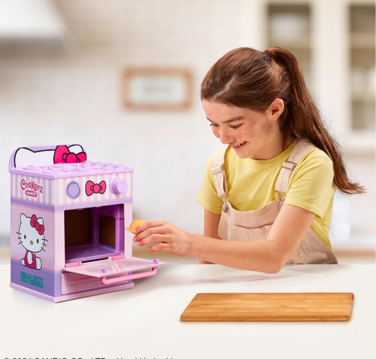 Cookeez Makery Hello Kitty