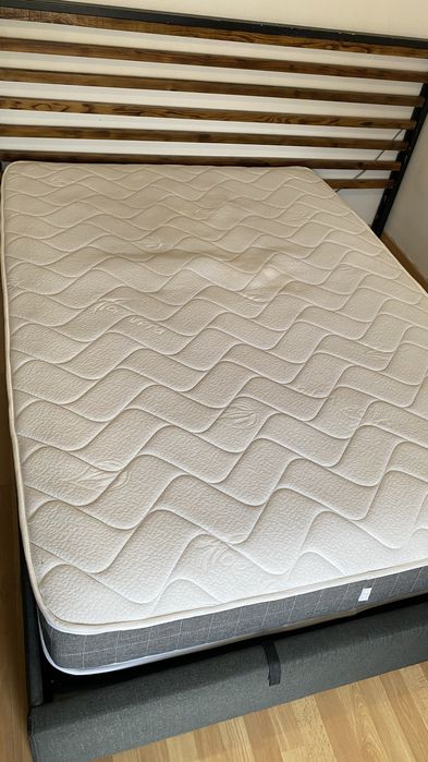 Cama sommier + Colchão