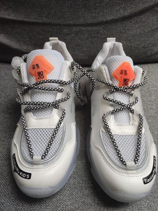 Buty sportowe świecące adidasy młodzieżowe LED r.39