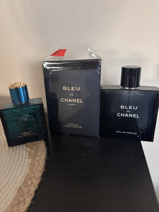 Butelczki po perfumach Chanel i Versace