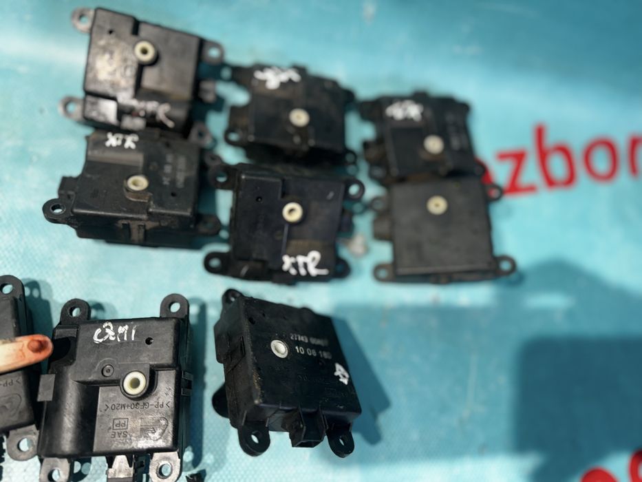 Qashqai j10 привод заслонки печки Ниссан Х трейл Т30