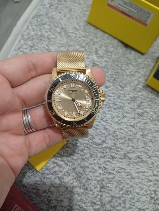 Relógio Invicta Pro Diver 49690 Dourado (NOVO com Plásticos)