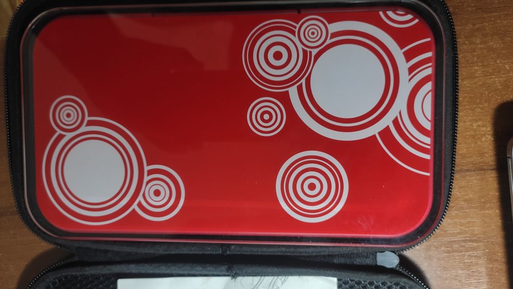 Продам весы напольные небольшие