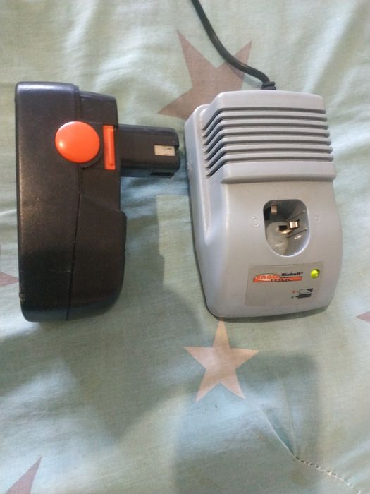 Зарядка для АКБ,старых шуруповертов