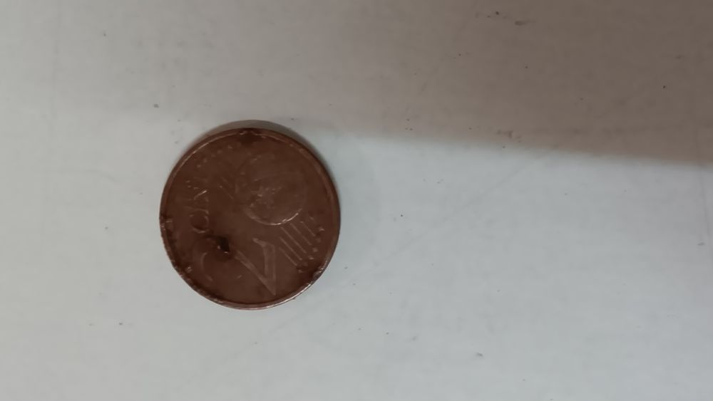 Moeda 2 centimos com varios defeitos!