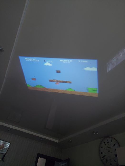 Продам  проєктори.