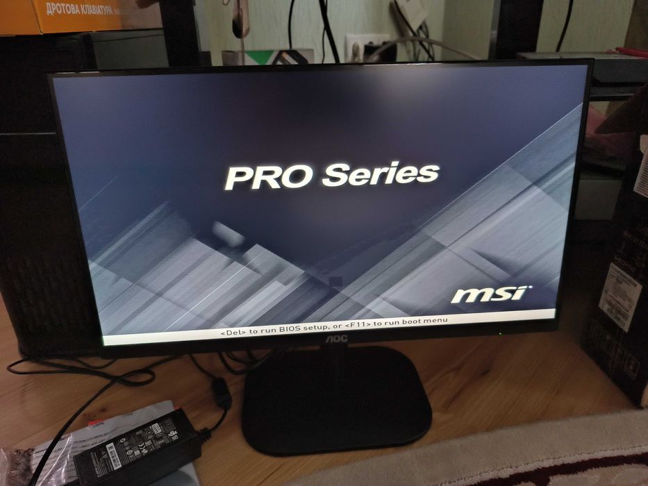 Монитор AOC 22 , vga hdmi звук, безрамочный