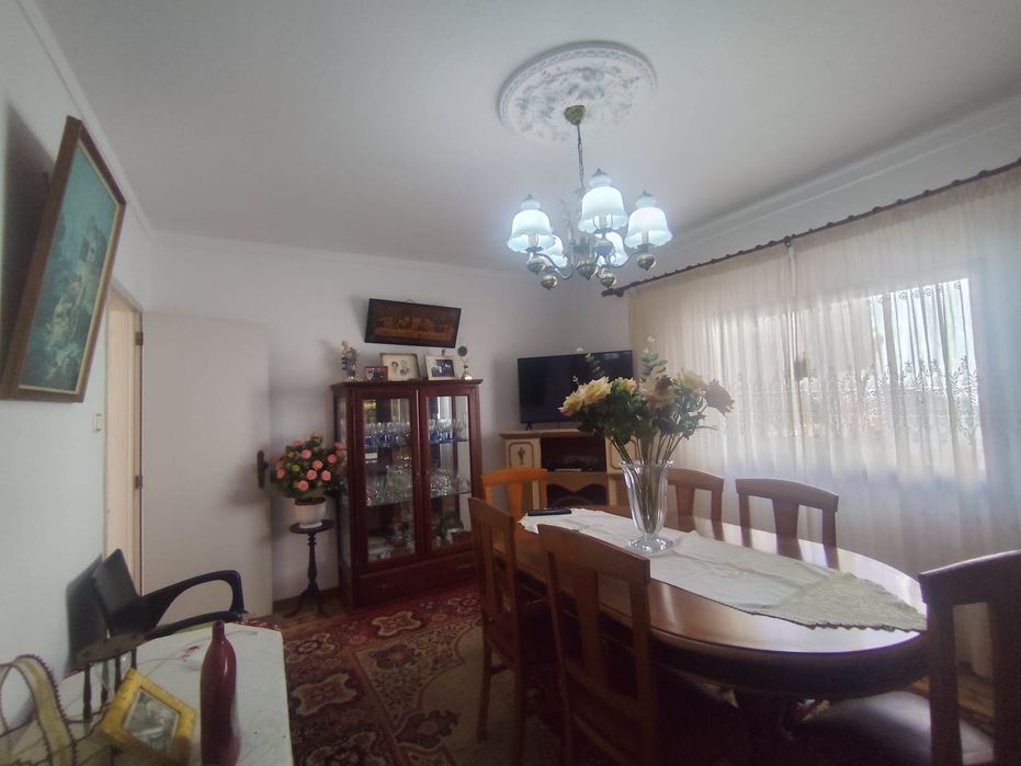 Vendo Vivenda Nadrupe/ Lourinhã