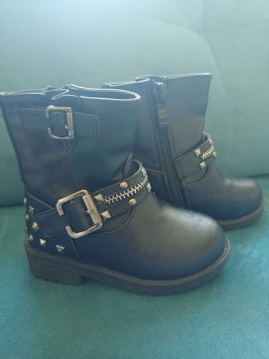 Buty dziecięce rozm. 19