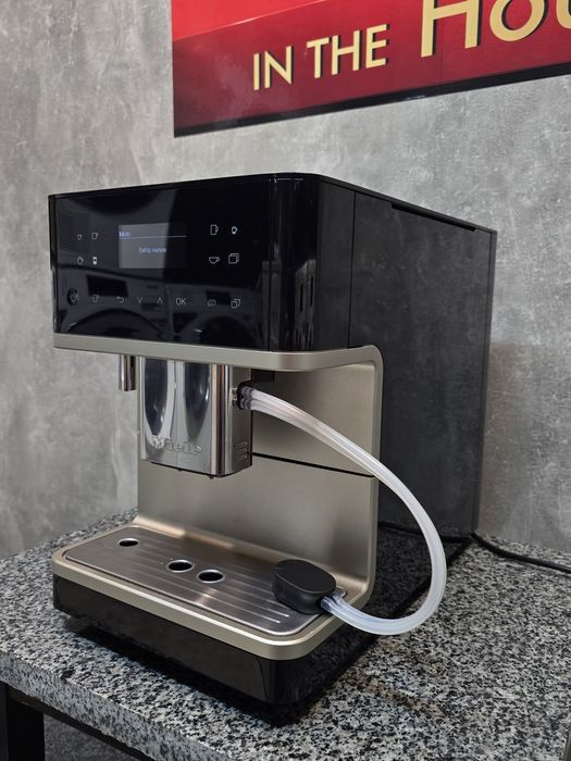 Новинка  крута кавомашина Miele CM 6560 з мінімальним пробігом