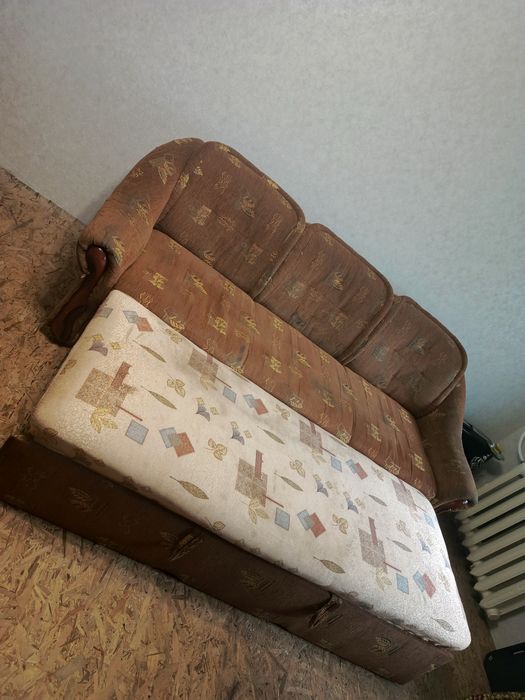 Продам великий диван