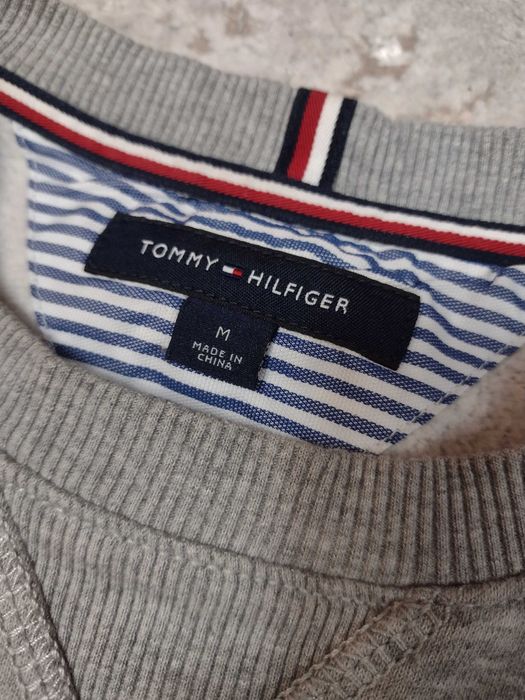 Мужская толстовка от бренда tommy hilfiger (100% оригинал)