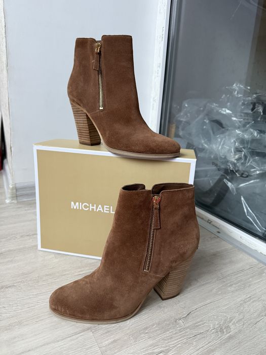 ботильйони Michael Kors