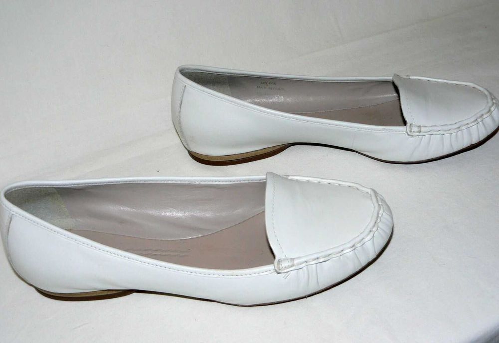 Продам   белые туфли/мокасины/лоферы Clarks