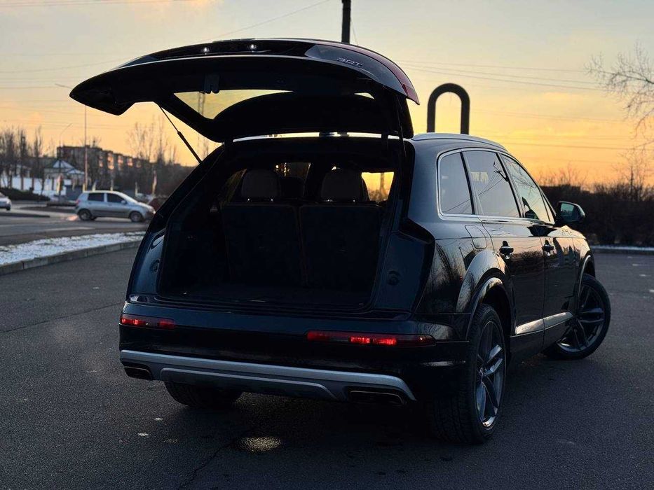 2018 Audi Q7 бенз