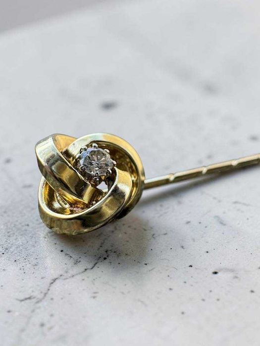 Złota spinka do krawata z brylantem 585/1,37 P.494