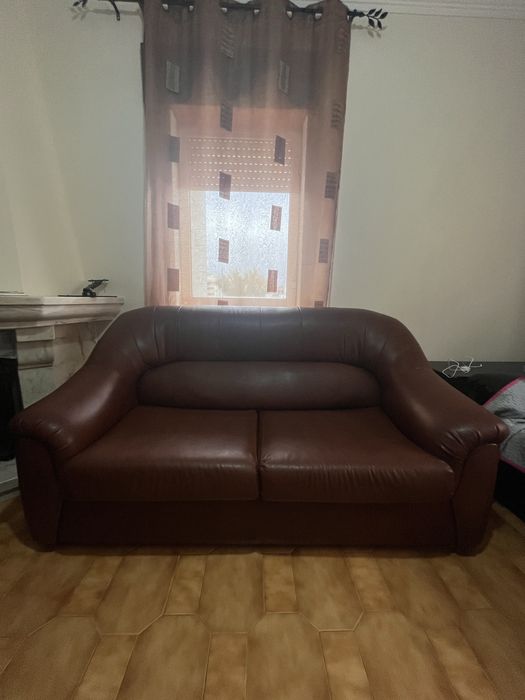 Sofá com 2 poltronas