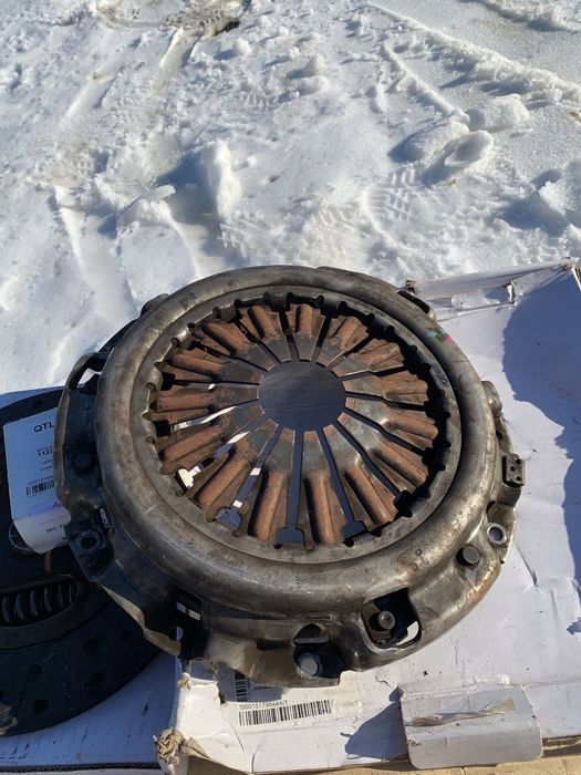 корзина и диск сцепления  Mitsubishi Pajero Sport