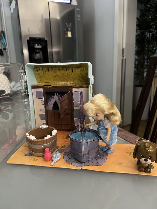 Boneca Rapunzel Alice País Maravilhas