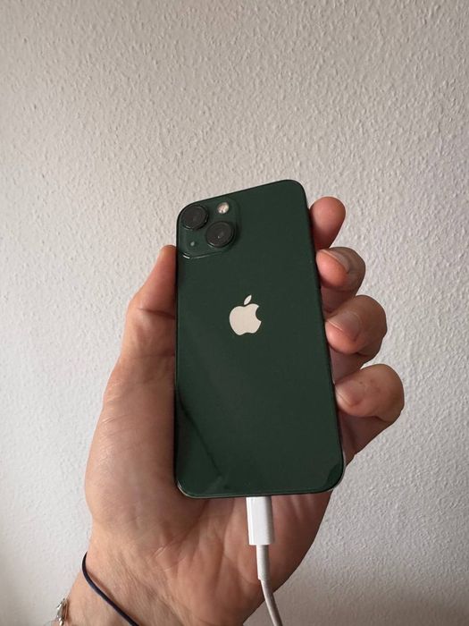 Продам iPhone 13 mini в хорошем состоянии на 128 ГБ АКБ 98% без торга