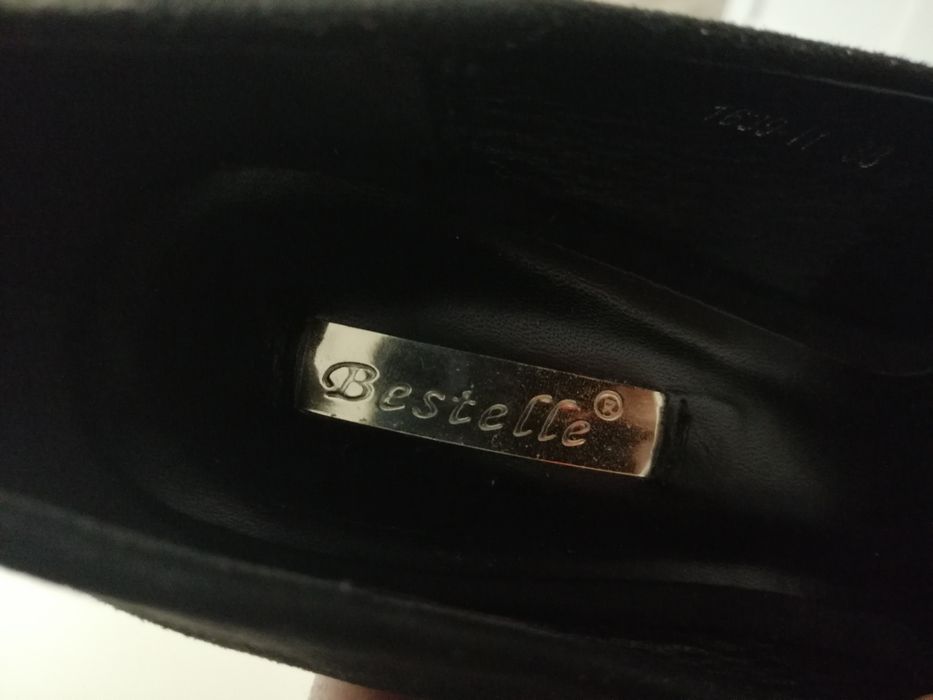 Buty na obcasie roz 38
