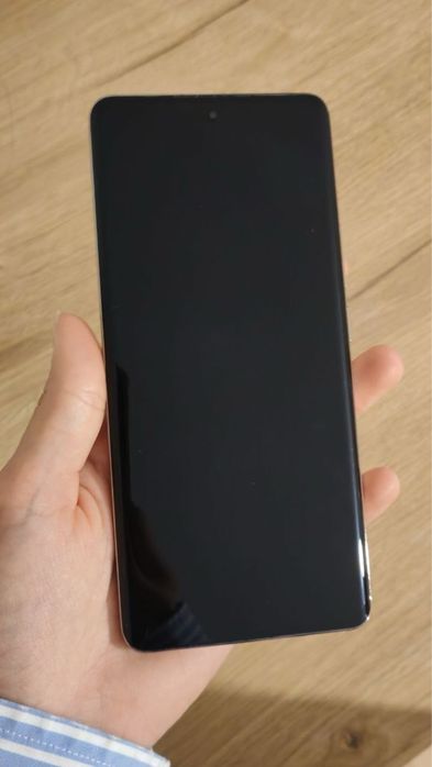 Realmi 12 pro +