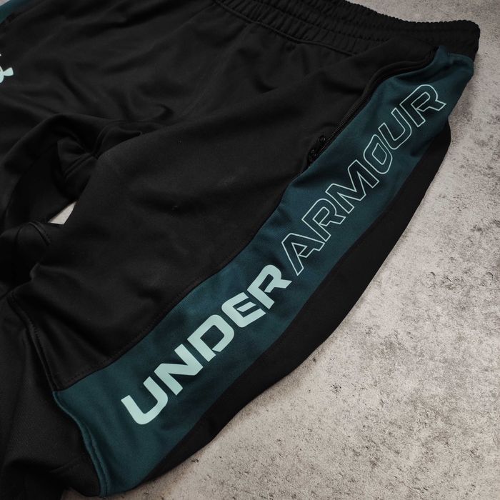 MĘSKIE Thermal Dresy Spodnie Joggery Czarne Logo Siłownia Under Armour