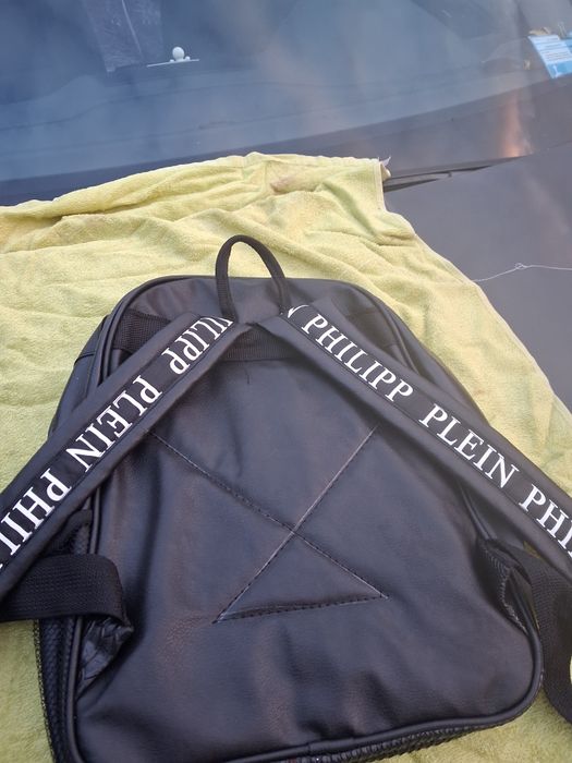 Komlet plecak i nerka  plein