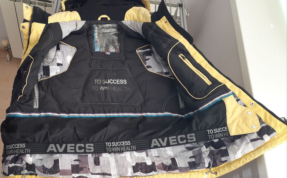 Жіноча лижна термо куртка зимова, спортивна роз.М 46 .Avecs