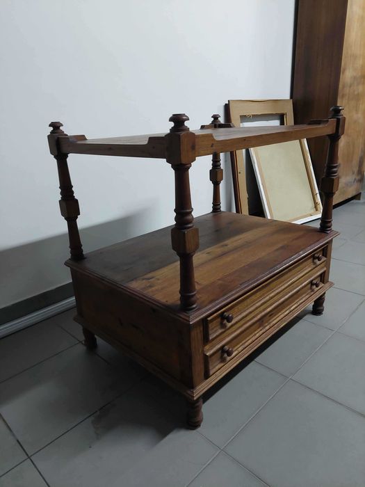 Mesa TV de madeira vintage