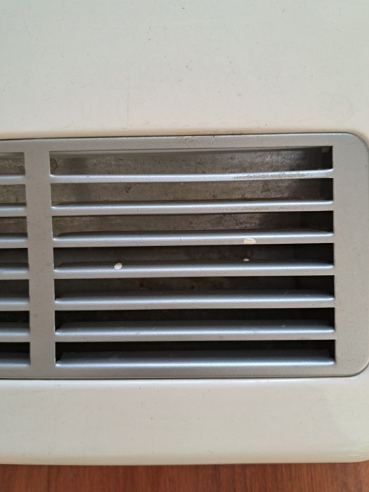 Grzejnik ścienny termowentylator AKO 2000 W  H 260/1  IPX4