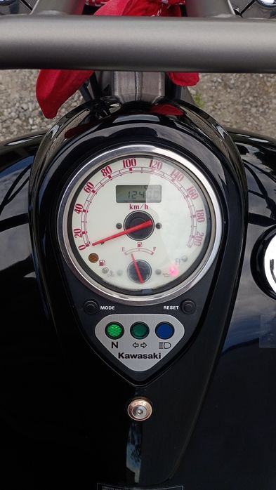 Kawasaki vn 900 custome