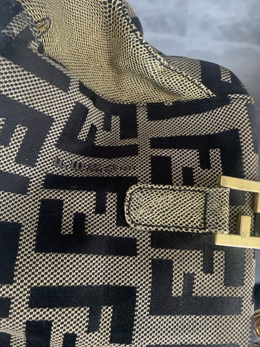 Продаю вінтажну сумку Fendi