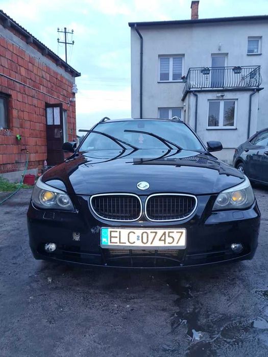 Auto bmw e61 2005r