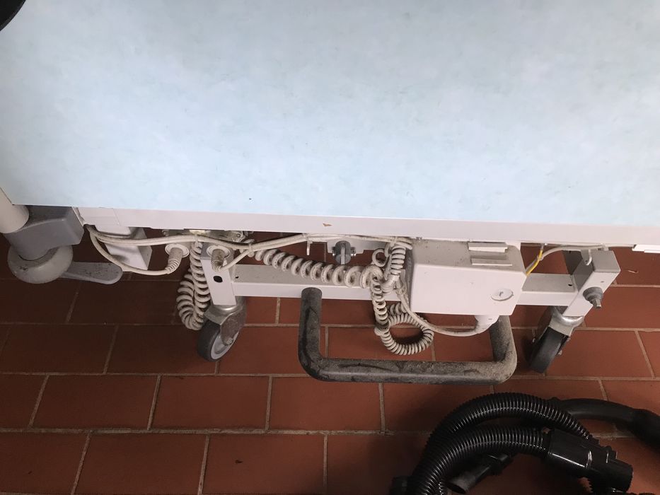 Cama hospitalar eletrica