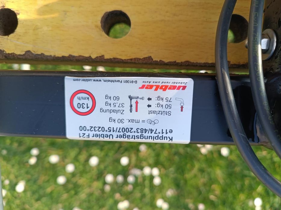 Bagażnik na 2 rowery na hak uchylny antykradzieżowy